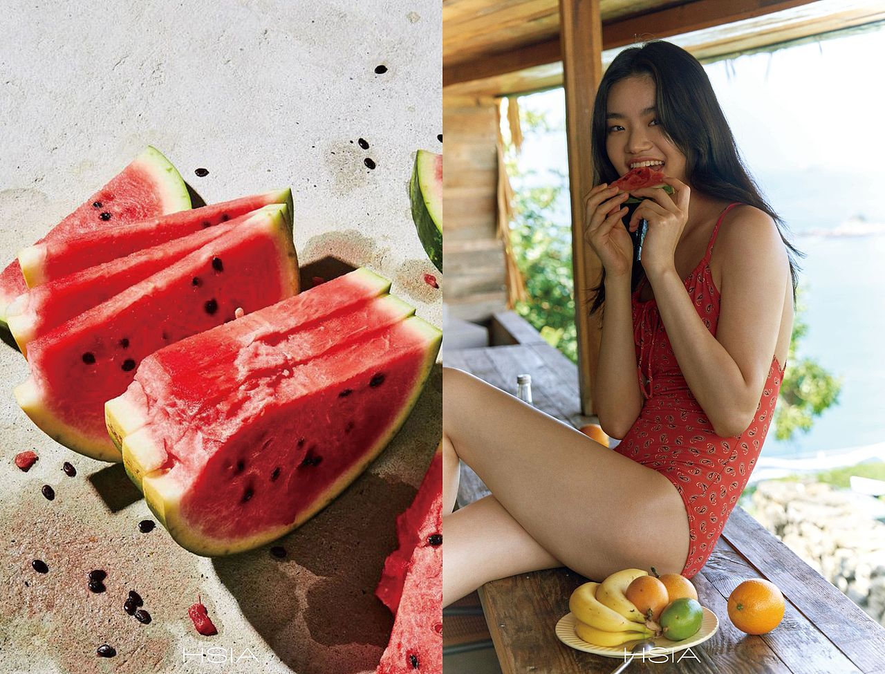 天气热吃西瓜 泳衣拍摄