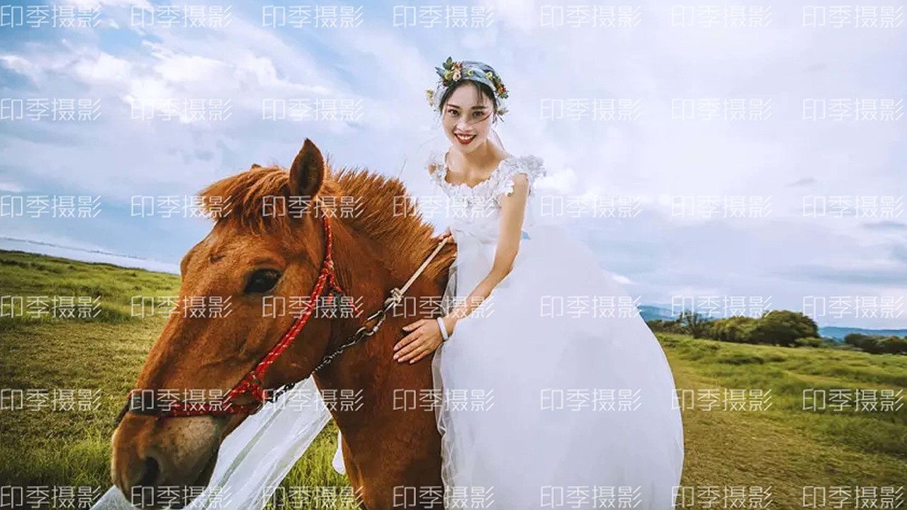 呼伦贝尔旅拍婚纱照,四季呼伦贝尔!