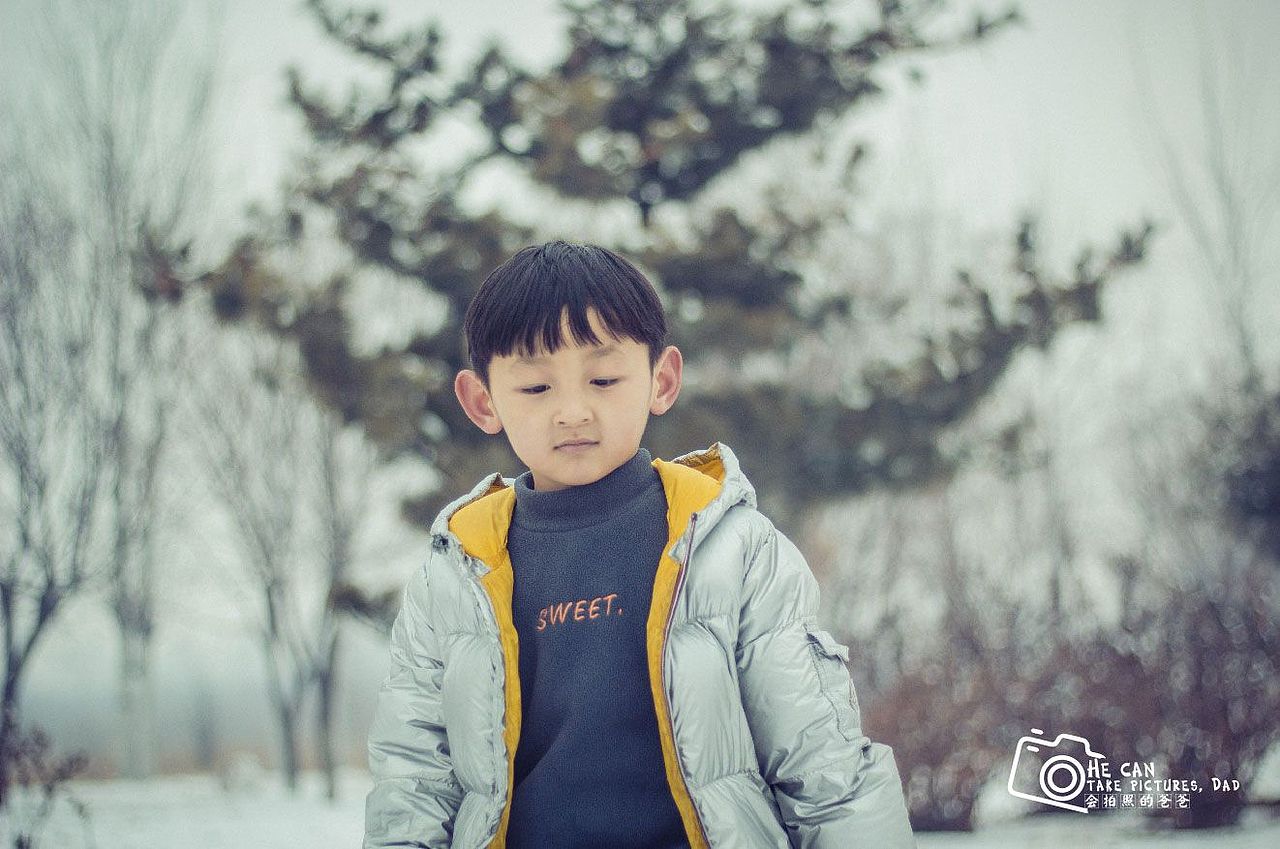 儿子的雪景留念（图ZMTkyNTc1OTI4） - 人像摄影 - 站酷设计师han_he原创素材 - 站酷ZCOOL