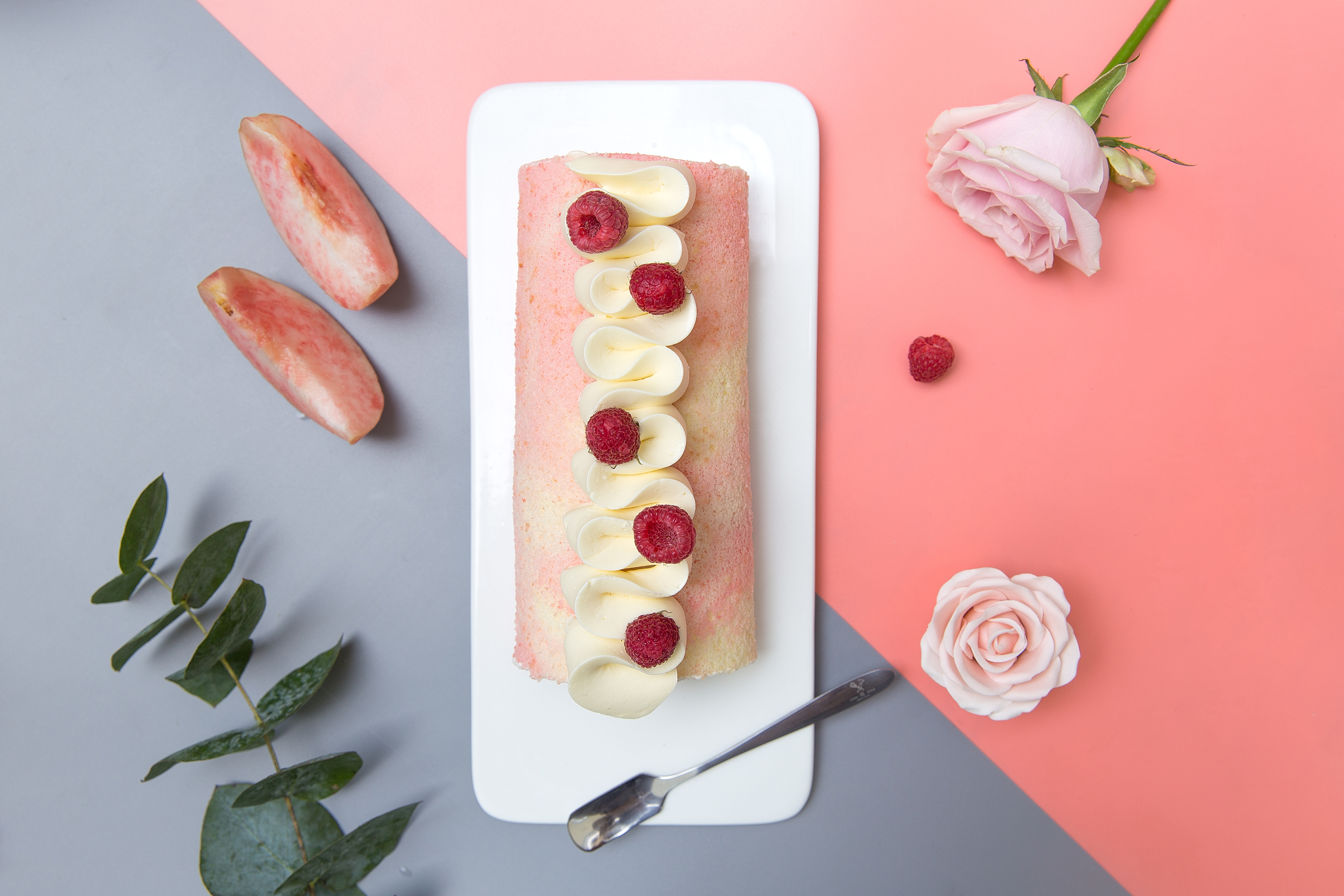 水蜜桃蛋糕拍摄