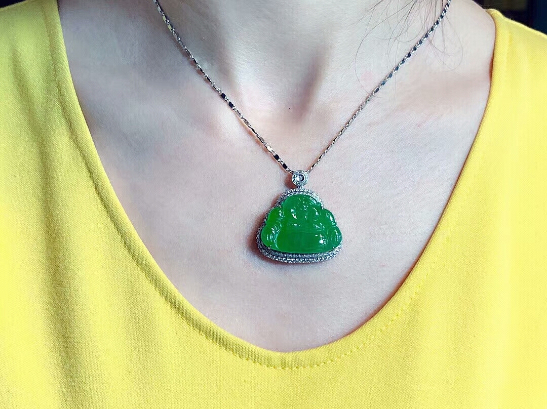 美玉天成 魅力翡翠