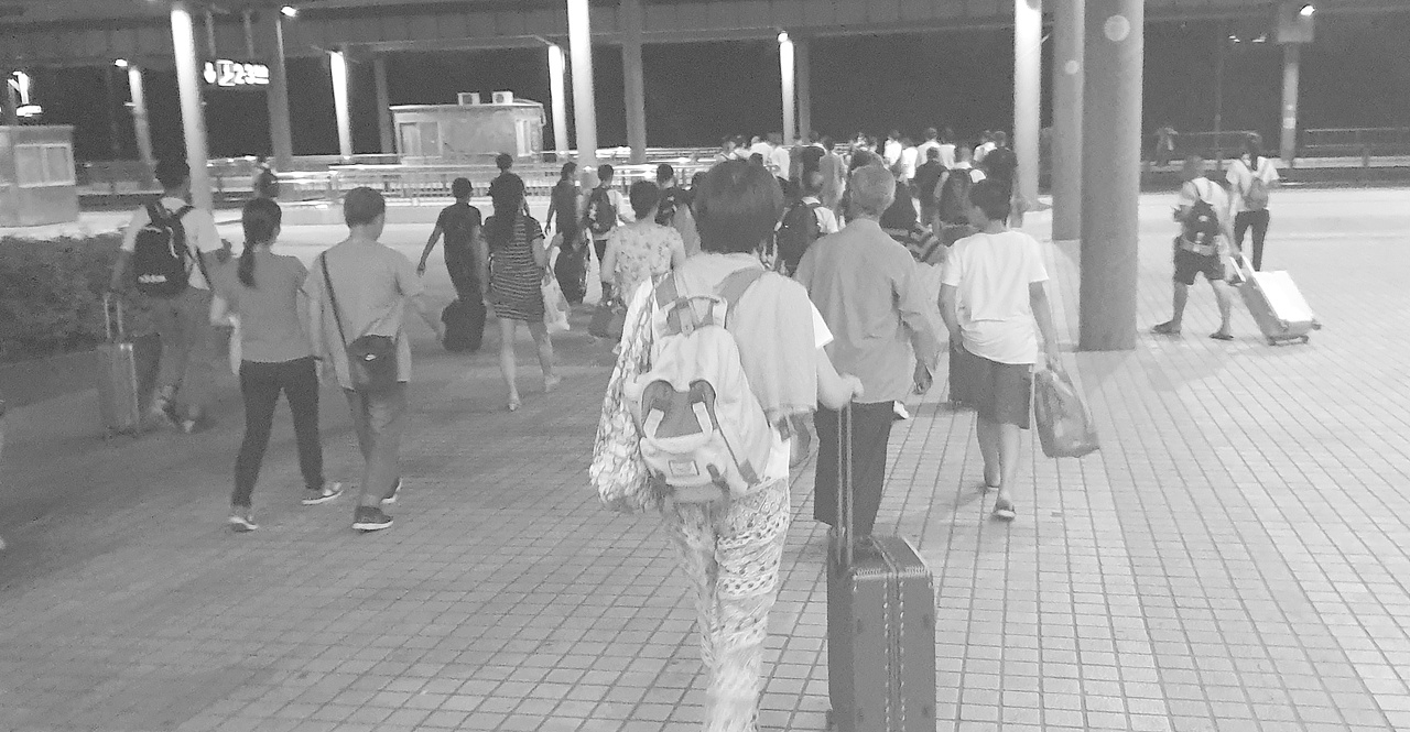 途（圖ZMTY2OTMwMDgw） - 人文/紀(jì)實(shí)攝影 - 站酷設(shè)計(jì)師打敗格格巫原創(chuàng)素材 - 站酷ZCOOL