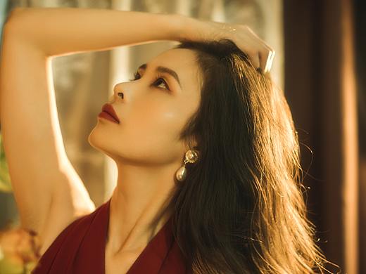 《今夜離港》（個(gè)人主頁(yè)-ZNTI4NDc2NTY=） - 人像攝影 - 站酷設(shè)計(jì)師拍照的嘎嘎鴨原創(chuàng)素材 - 站酷ZCOOL