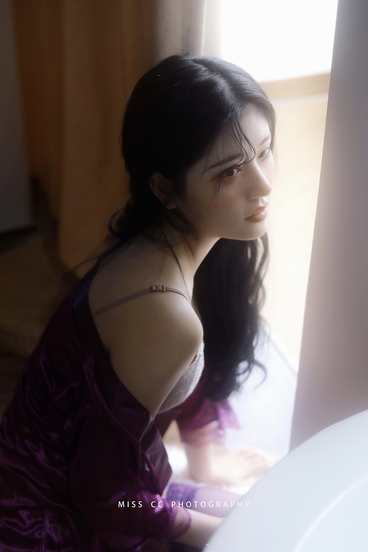 少女私语（图ZMjgxMDAxMzIw） - 人像摄影 - 站酷设计师CC小姐呀原创素材 - 站酷ZCOOL