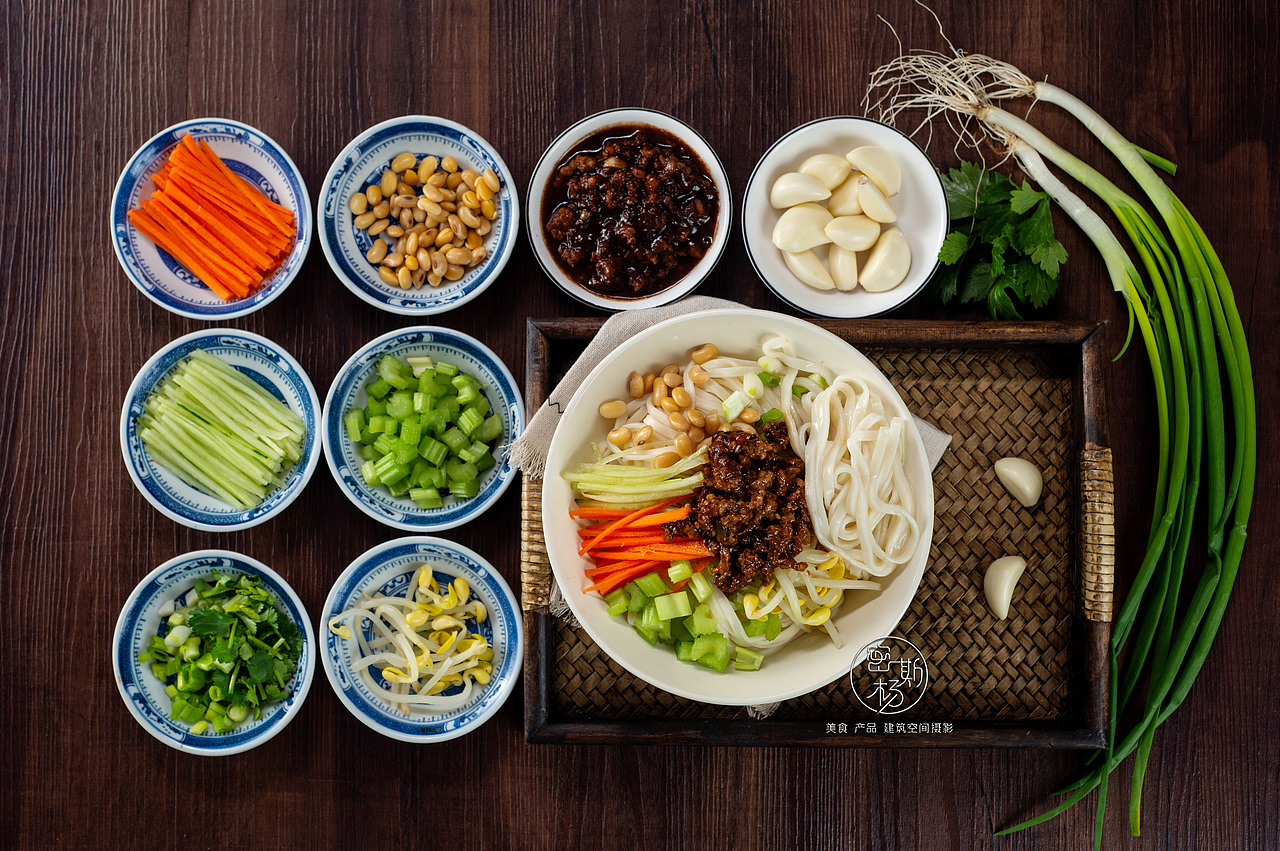 炸酱面配卤牛肉讨喜再配个什么汤呢
