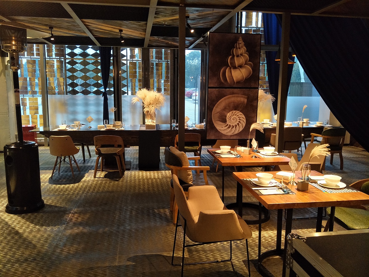 室内设计湖南海鲜餐饮店