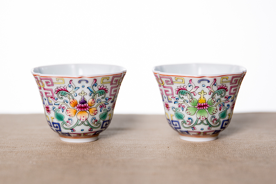 珐琅，梅花杯（图ZNzE0OTk5NzI=） - 产品摄影 - 站酷设计师云蓝原创素材 - 站酷ZCOOL