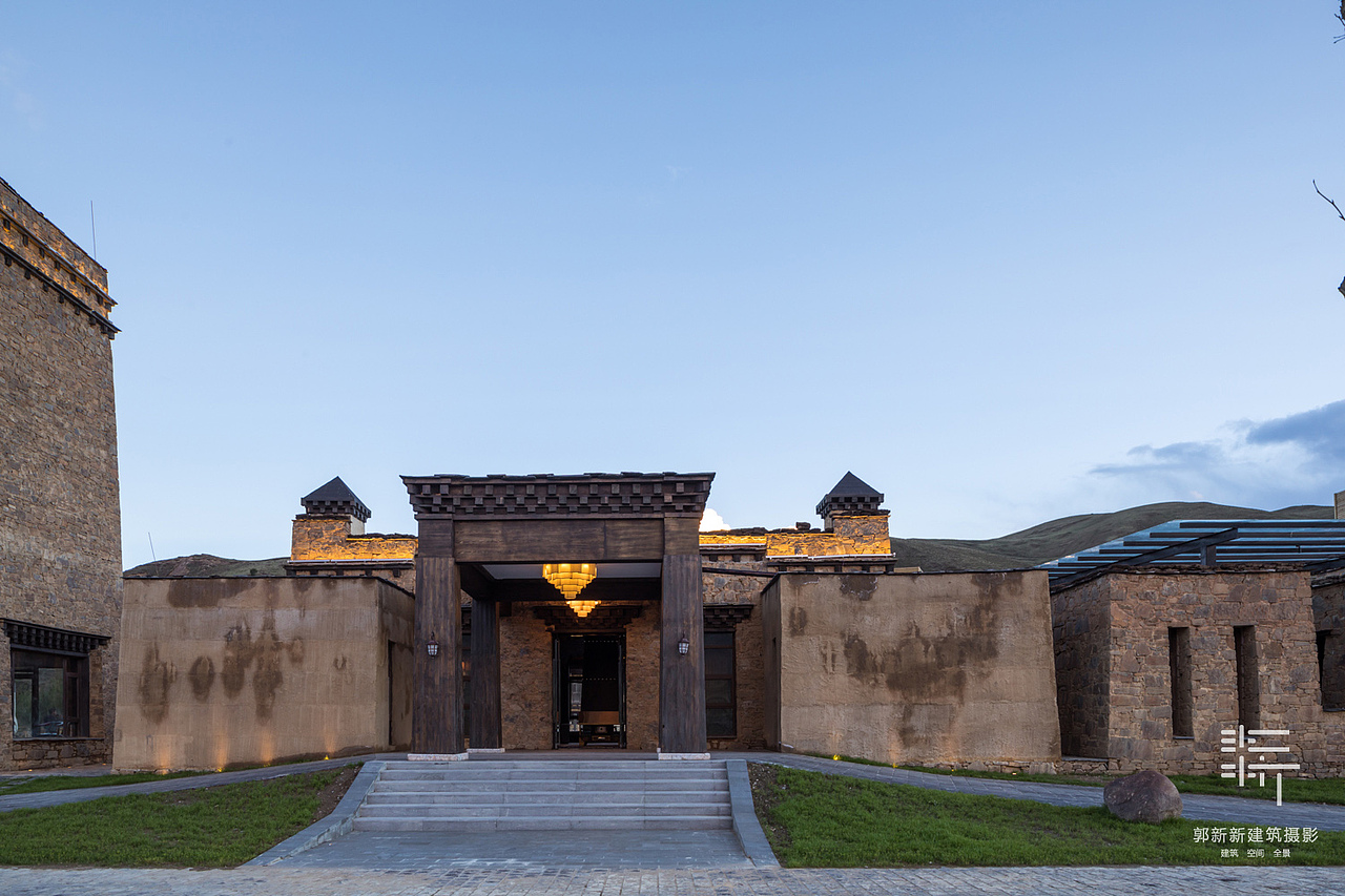 稻城桑邓祝巴·亚丁自驾游营地 | 酒店摄影 · 高清大图