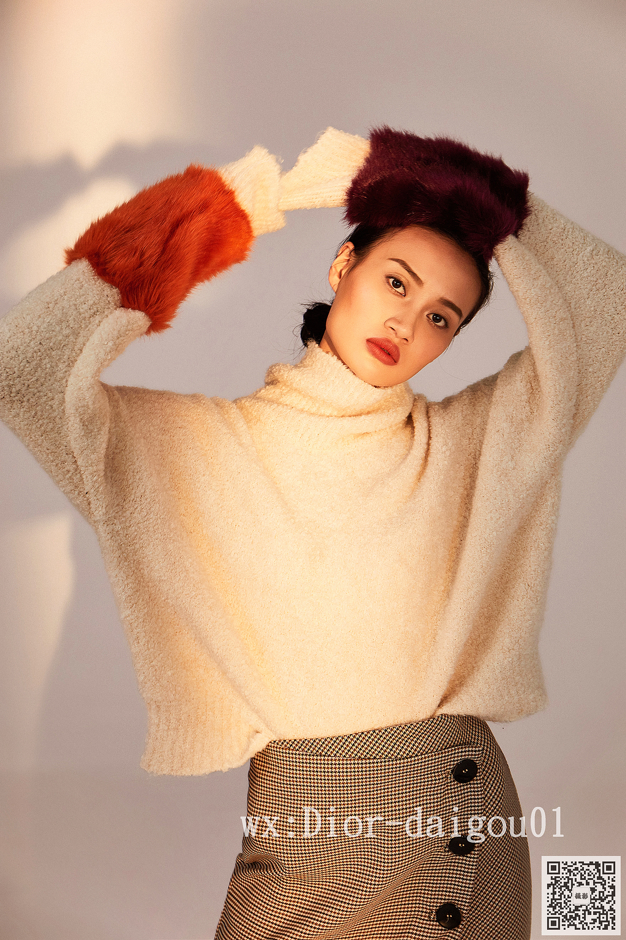 创作画册服装产品拍摄男装女装毛衣广告内景棚拍摄影