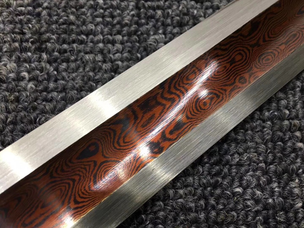 八角红木大血槽唐刀