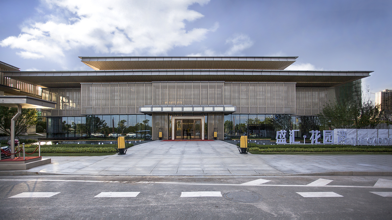 石头兄弟 | 信丰花园湾