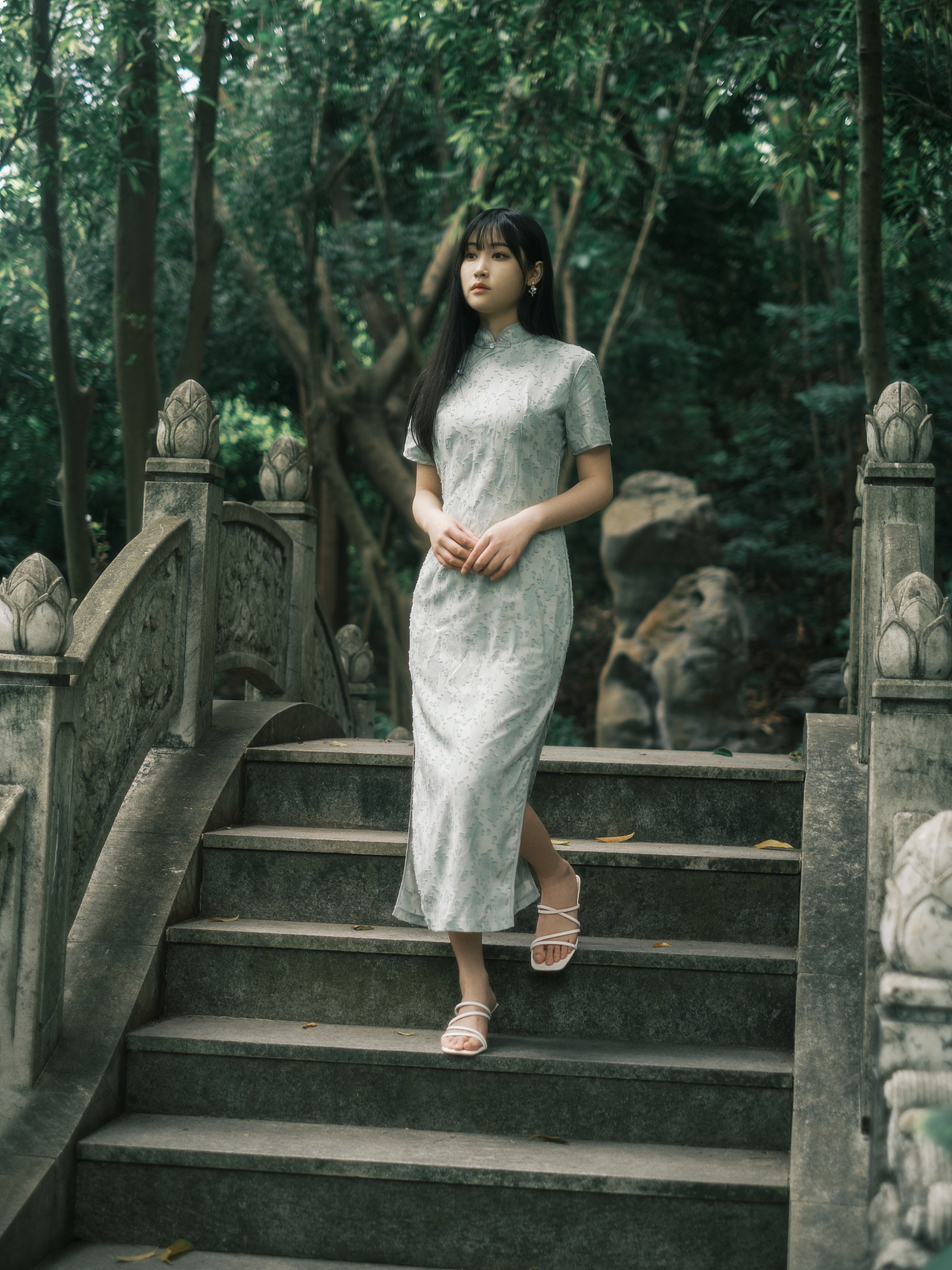 丁香一样的姑娘