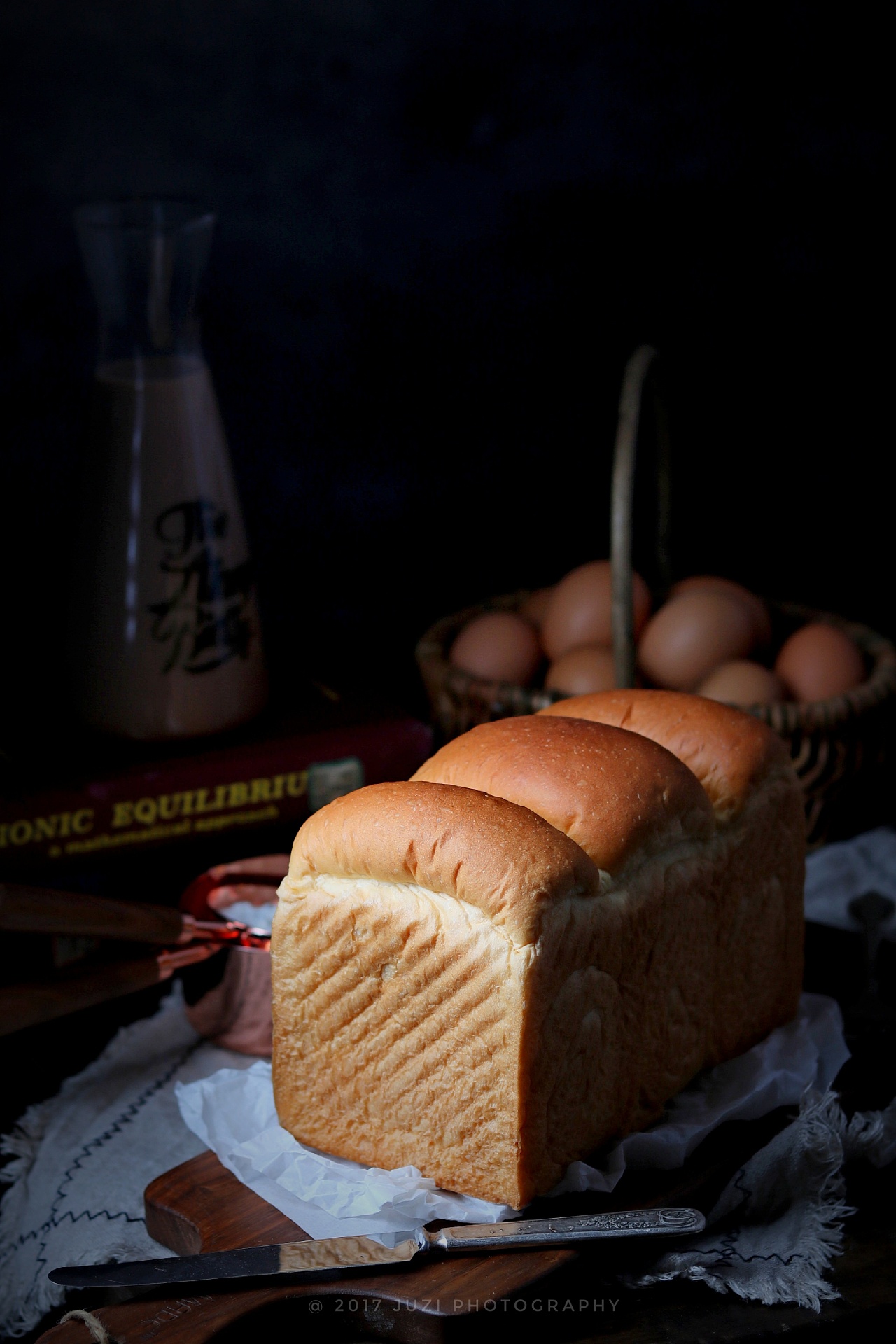 法国吐司面包图片（很有食欲的感觉）-美食美图-屈阿零可爱屋