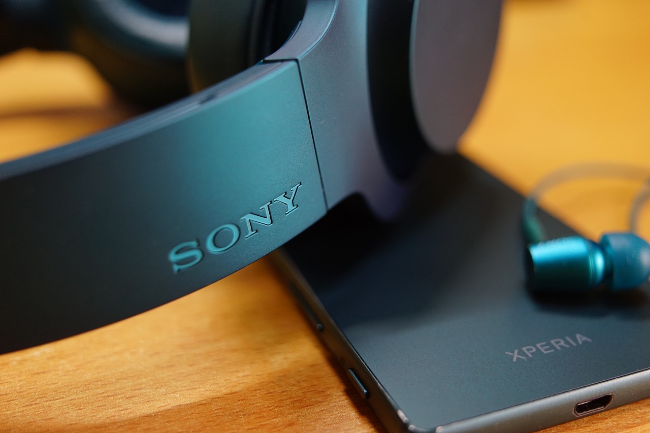 Viridian Blue of SONY（图ZOTY4Nzc2NTI=） - 产品摄影 - 站酷设计师Marcus11原创素材 - 站酷ZCOOL