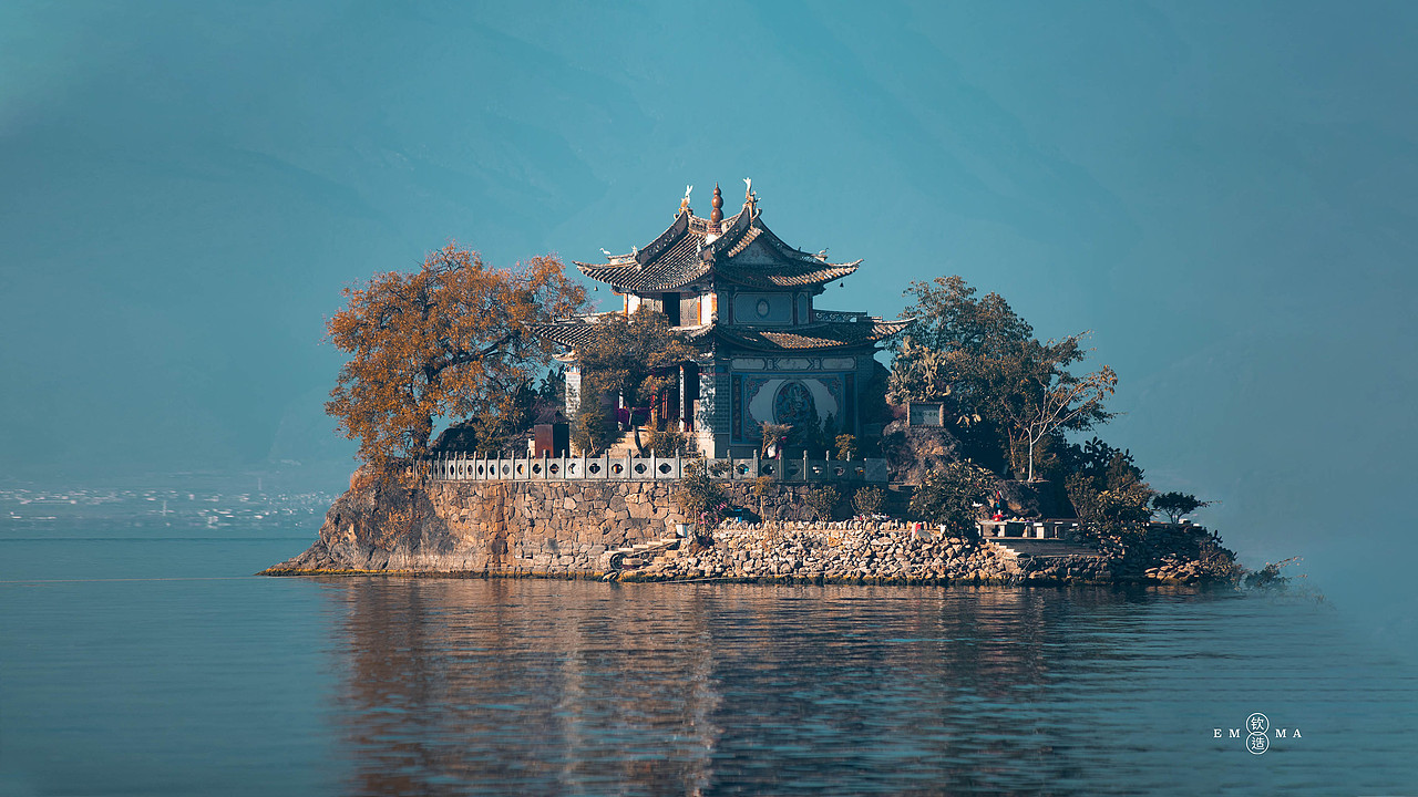 想和你去看海,和海一起看你