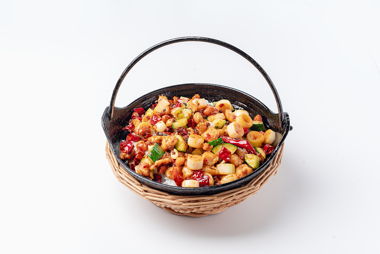 一位恩施姑娘的吊锅饭 - 土家姑娘吊锅