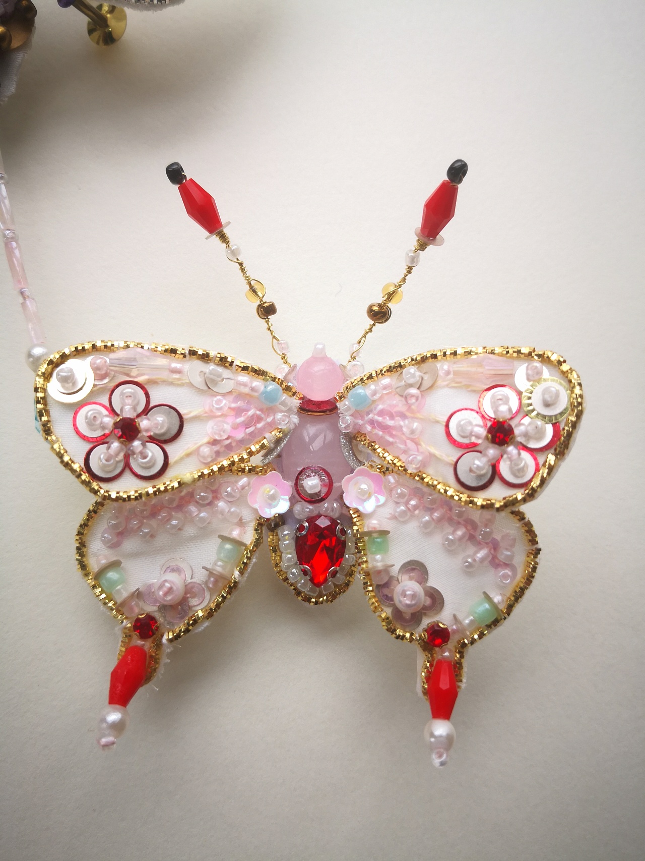 Mikimoto 御木本 The Japanese Sense of Beauty 珍珠胸针 | iDaily Jewelry · 每日珠宝杂志