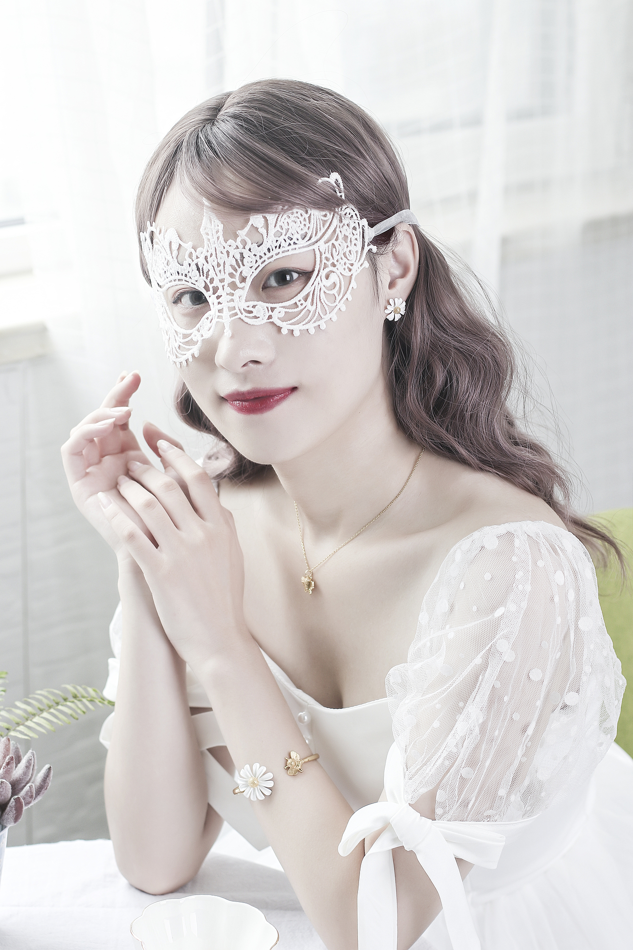 2020年首饰产品照片及模特照随便挂几张（图ZMjUwMDA4Njg4） - 产品摄影 - 站酷设计师xvlong12345原创素材 - 站酷ZCOOL