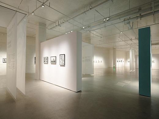 展陈设计丨 她影像——亚洲女性摄影师作品联展