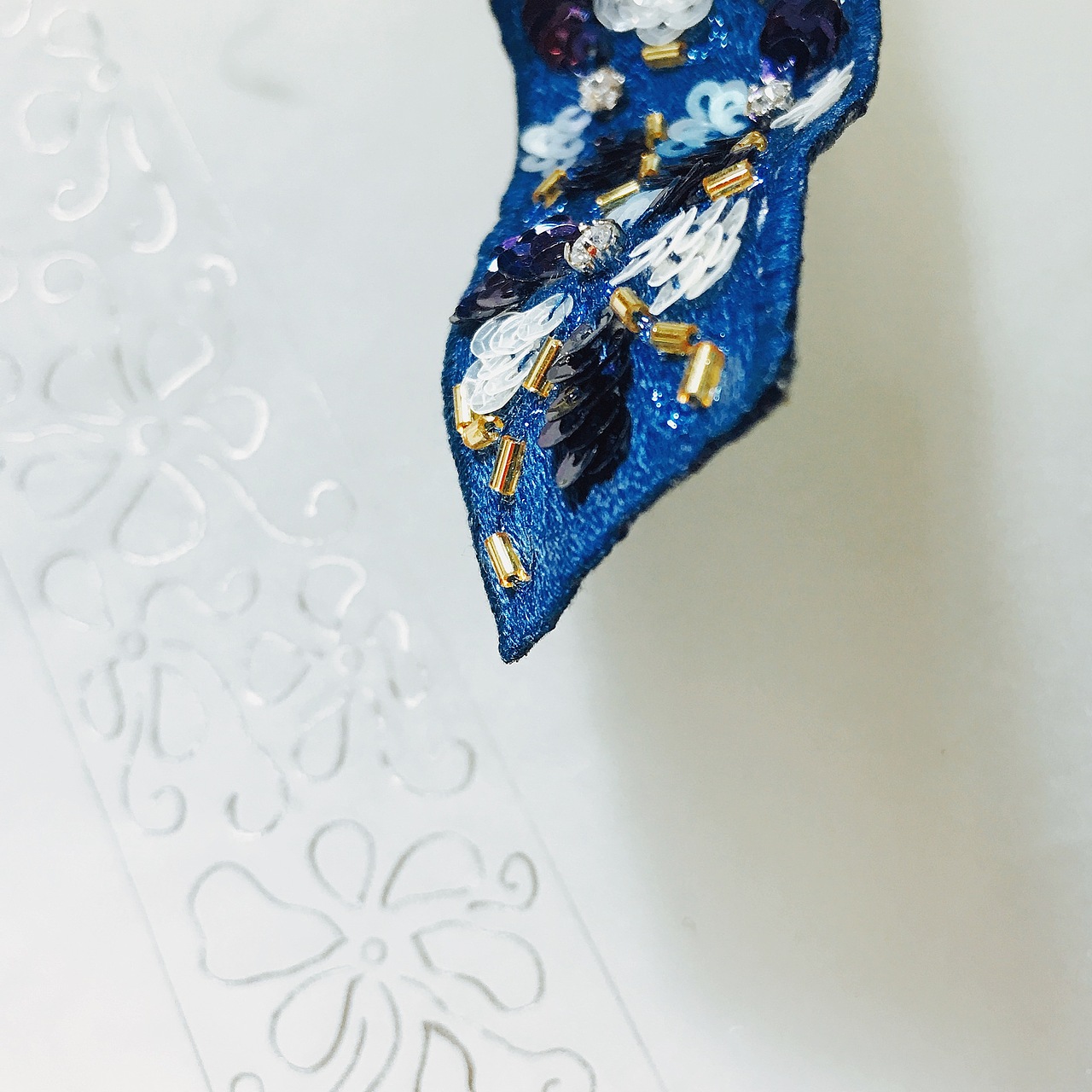 随心所凹-镶饰可任意塑形耳环（图ZMTI5MTI3MTcy） - 首饰设计 - 站酷设计师劉阿冰原创素材 - 站酷ZCOOL