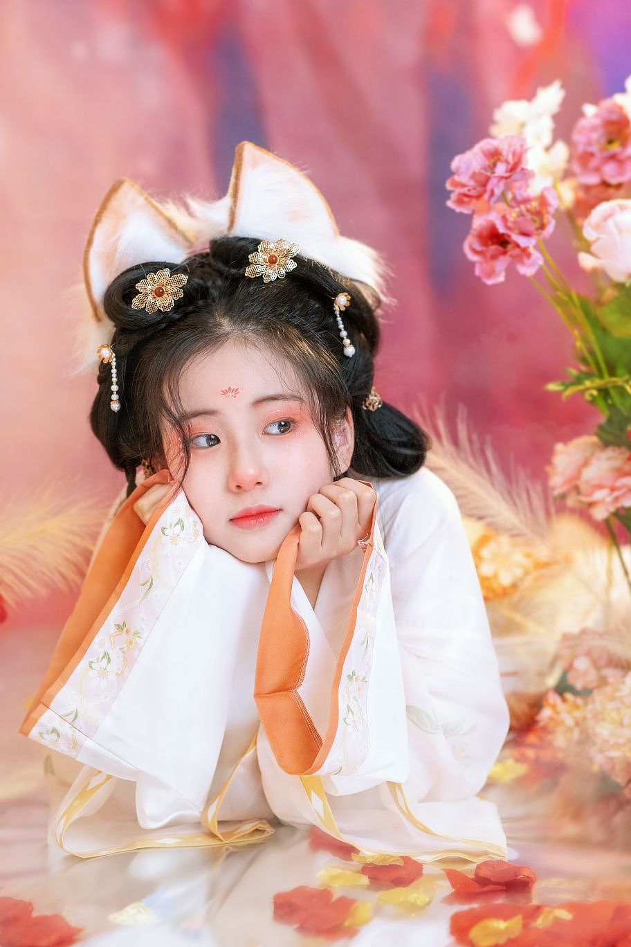 小狐仙闹新春（图ZMzI3OTA0MjM2） - 人像摄影 - 站酷设计师一颗小崩豆儿原创素材 - 站酷ZCOOL