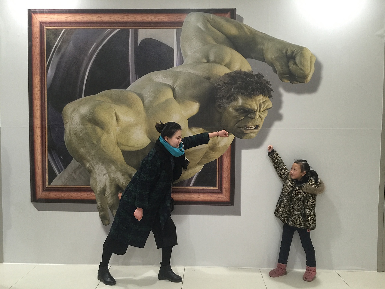 1劳动节3d立体画3d墙体彩绘之【绿巨人】