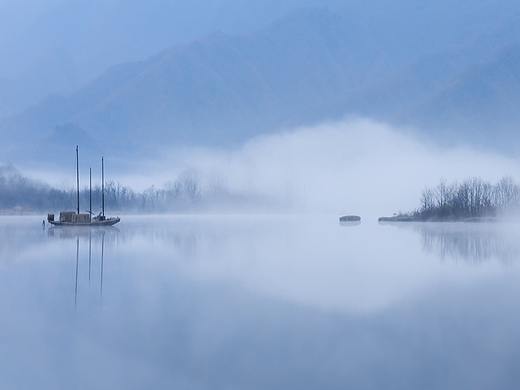 水墨画九湖