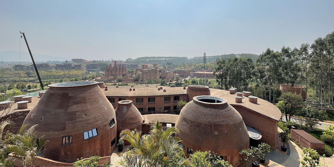 弥勒东风韵美景阁酒店