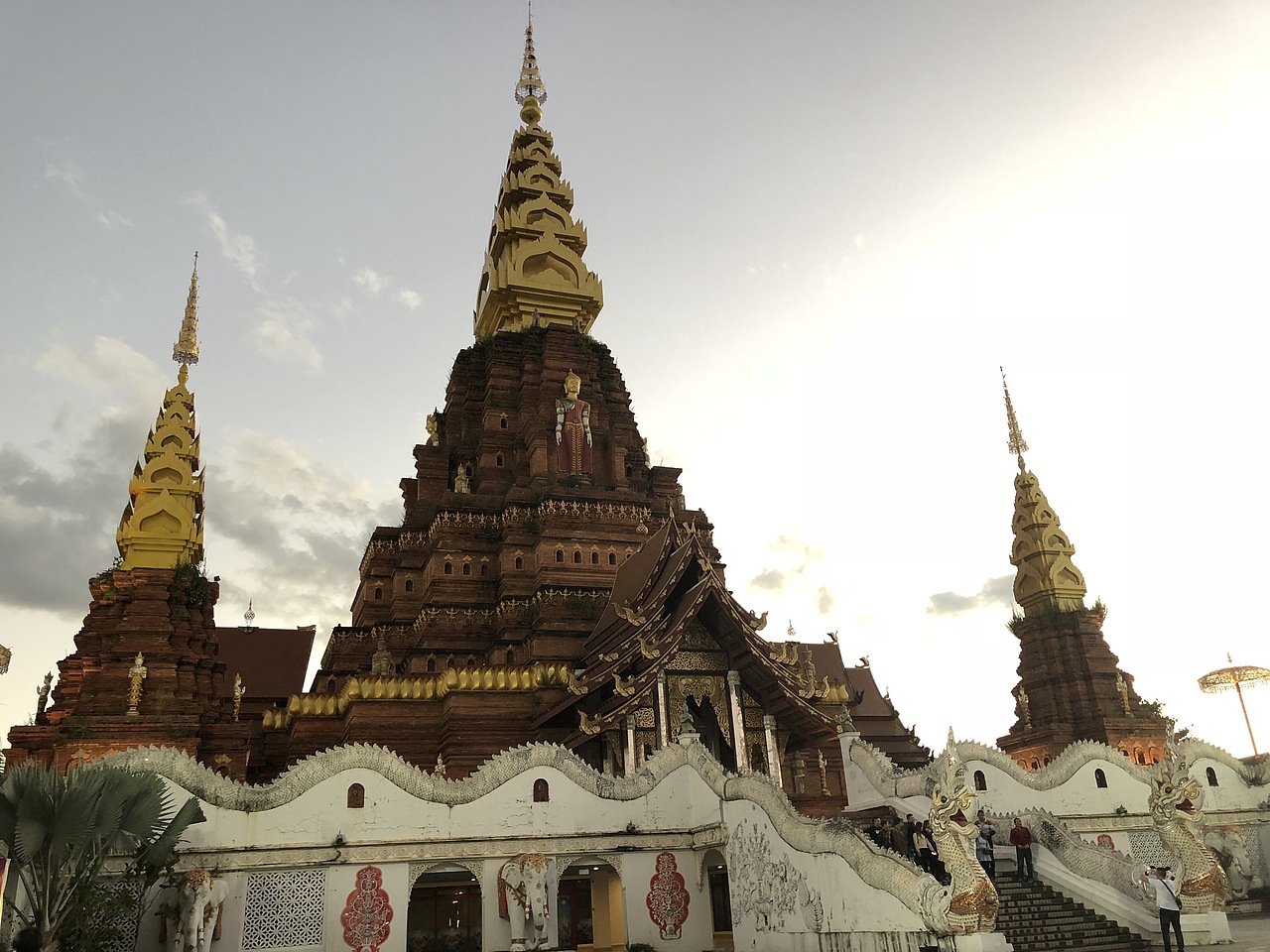 西双版纳📱游客照（图ZMTY1ODMxNjky） - 人文/纪实摄影 - 站酷设计师1二叁拾原创素材 - 站酷ZCOOL