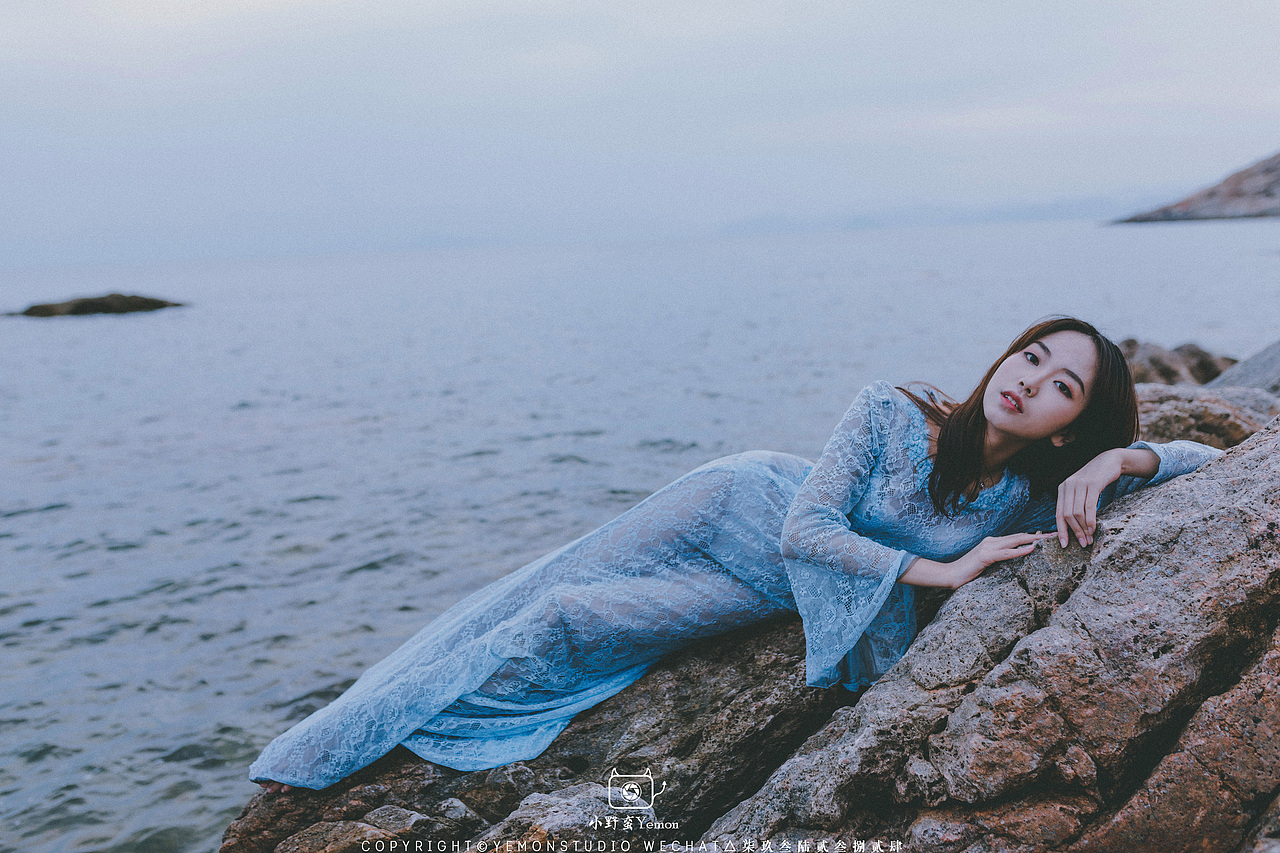 【情绪】海边的风/妄想少女（图ZMTM3NzcwNTg0） - 人像摄影 - 站酷设计师野蛮生长的普通人原创素材 - 站酷ZCOOL