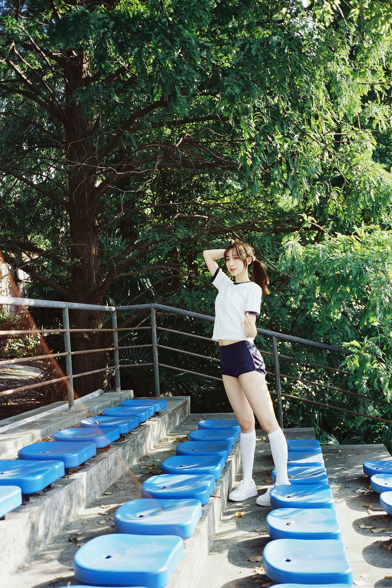 下课后（图ZMTc4MDk3OTQw） - 人像摄影 - 站酷设计师纯洁的蒋老师原创素材 - 站酷ZCOOL