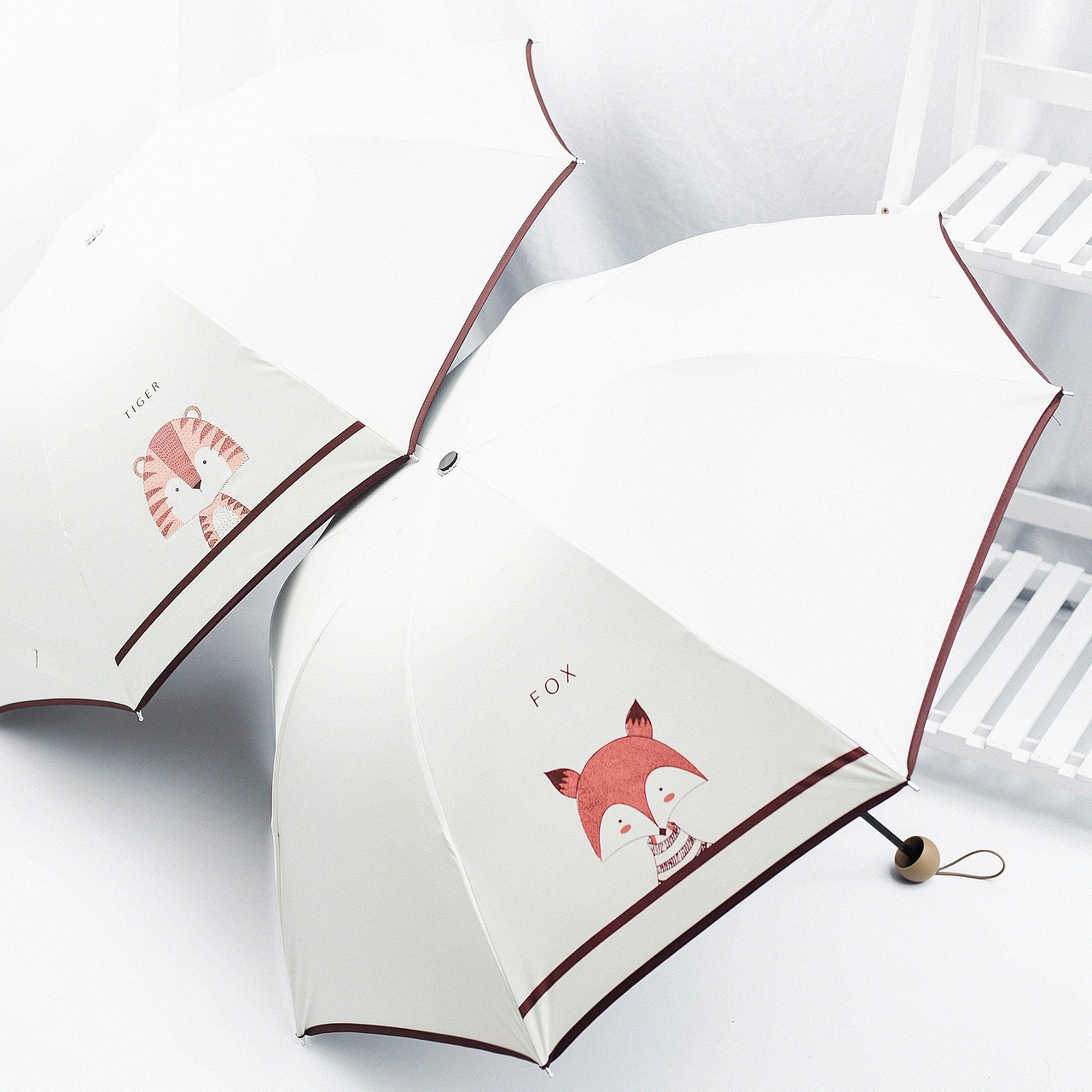 好多多的云 - 小清新晴雨两用伞拍摄（图ZODY4NzQyOTY=） - 产品摄影 - 站酷设计师留俗原创素材 - 站酷ZCOOL