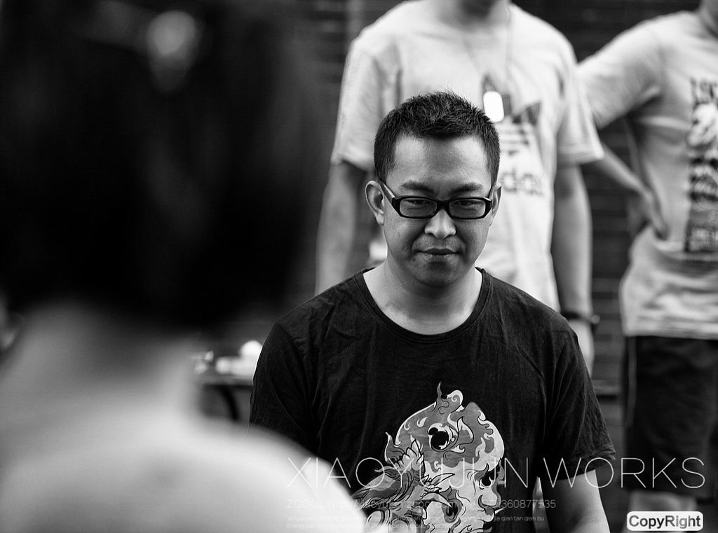 【存照】发了这套作品的我正在被殴打（图ZMzMwNTA2NzI=） - 人文/纪实摄影 - 站酷设计师火锅肥牛面原创素材 - 站酷ZCOOL