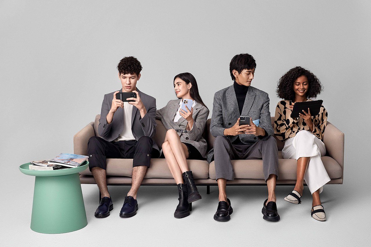 ESR官方手机壳拍摄