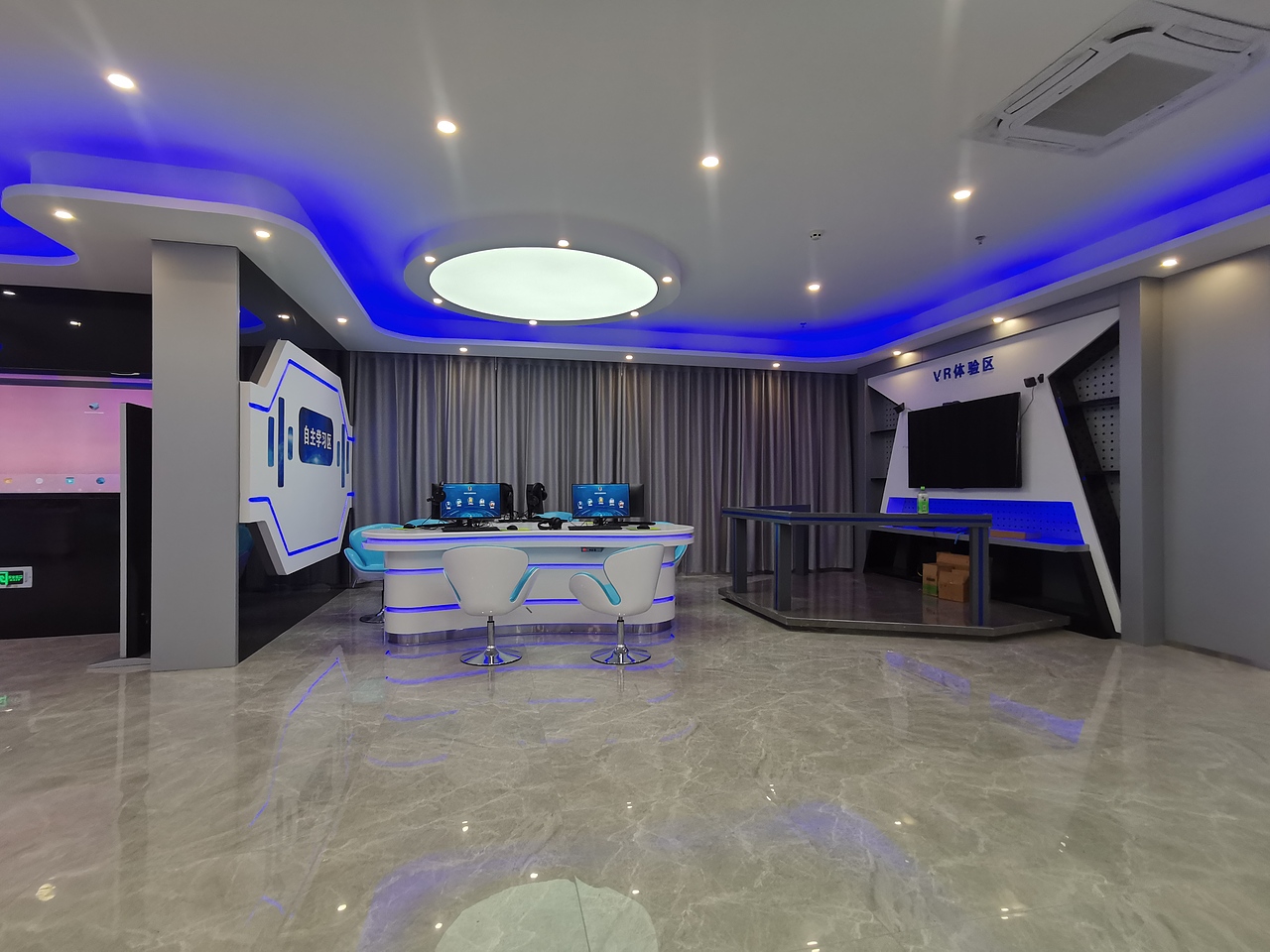 智慧展厅 科技展厅 智能办税服务展厅（图ZMjIyNDgyOTMy） - 其他三维 - 站酷设计师feifei912原创素材 - 站酷ZCOOL