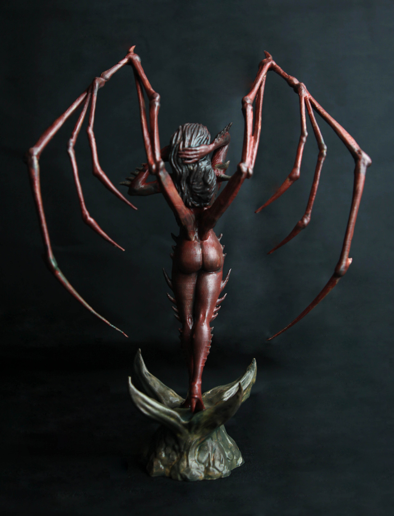 星际争霸2刀锋女王凯瑞甘