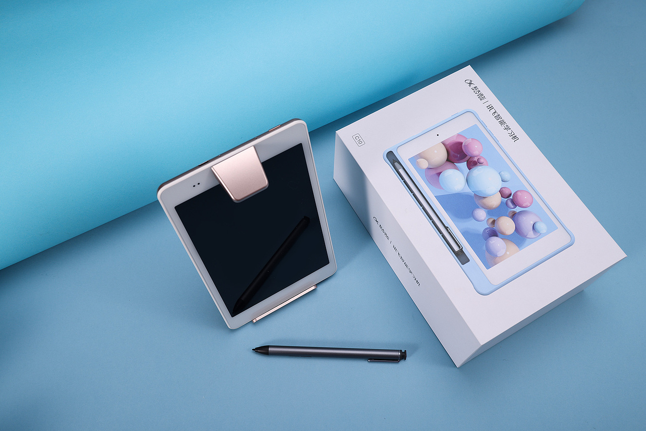 科大讯飞新品学习机Q10拍摄