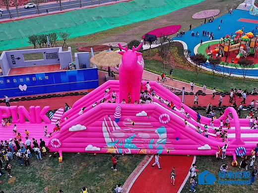 粉色嘉年华大型粉色水上冲关粉色滑道水上乐园租赁