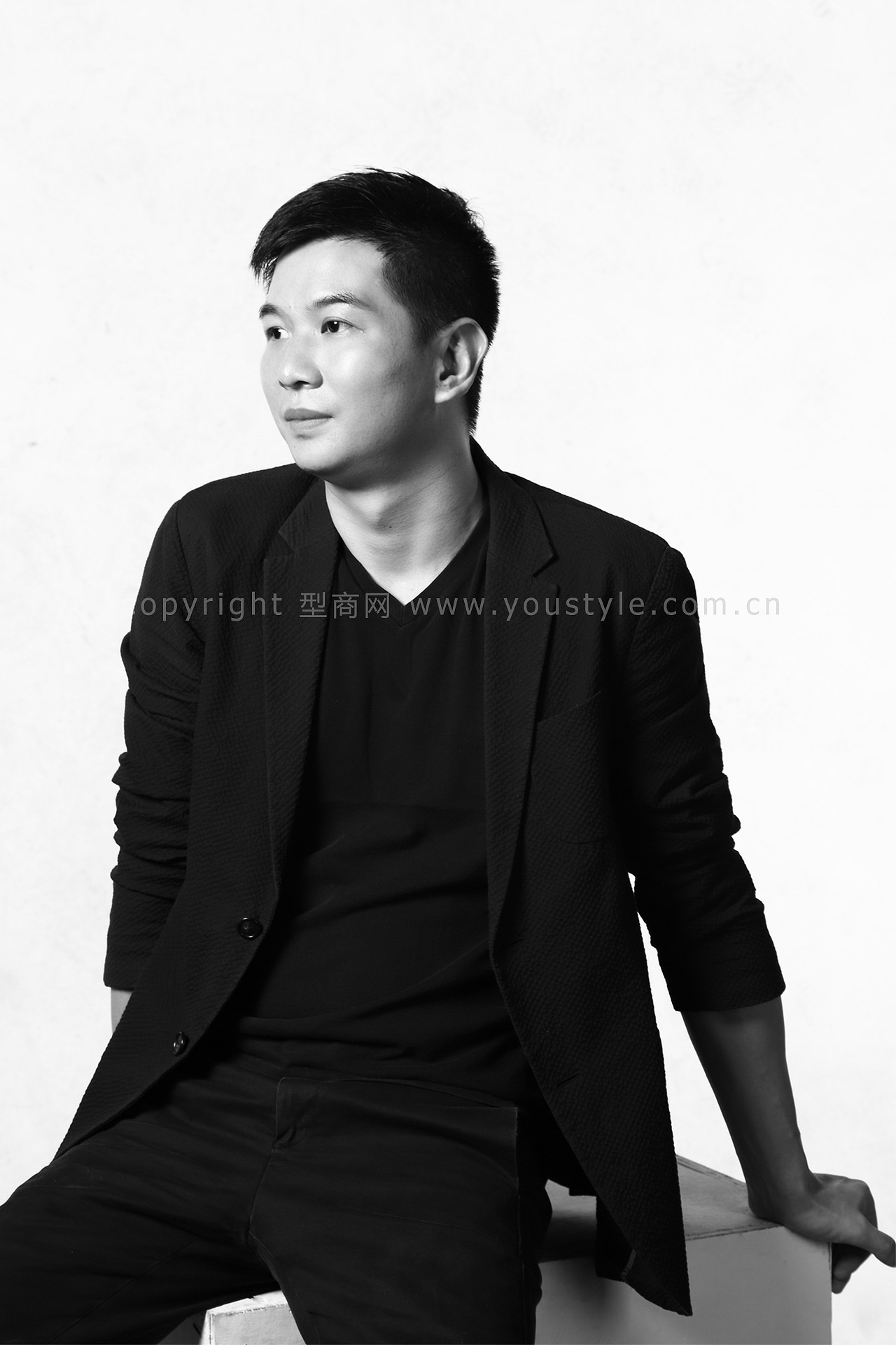 【深圳形象照】几位装饰设计师的形象摄影（图ZMjUzMjA2MjQ4） - 人像摄影 - 站酷设计师金钻子原创素材 - 站酷ZCOOL