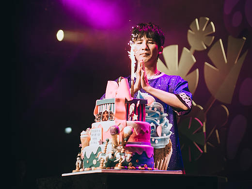 《大张伟 生日会》