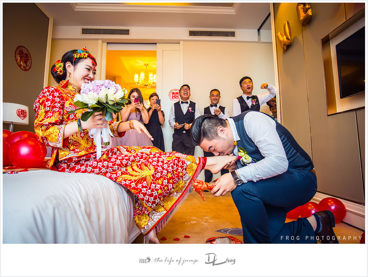 青蛙婚礼跟拍-结婚就要那么嗨！（图ZNDI5NTU4NDg=） - 人像摄影 - 站酷设计师青蛙婚礼摄影原创素材 - 站酷ZCOOL