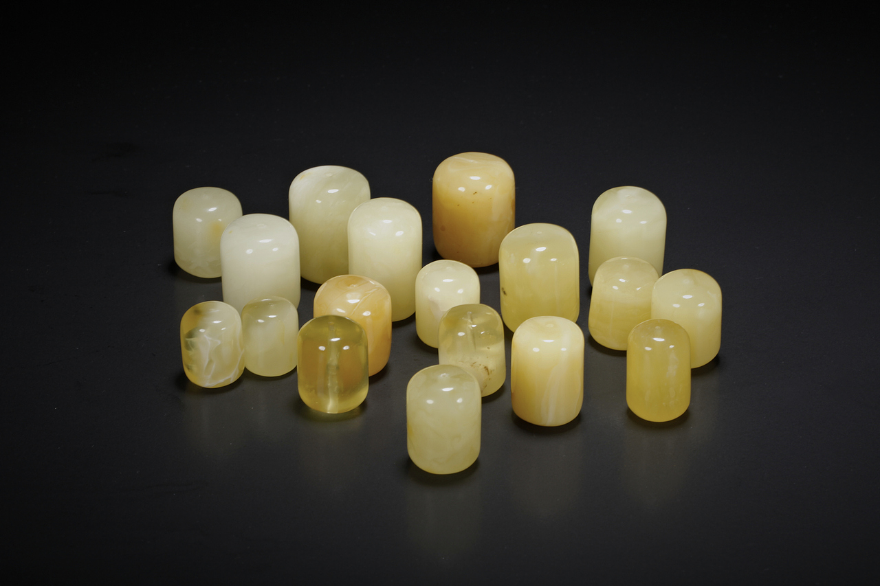 产品静物摄影电商产品拍摄餐具刀叉玉石拍摄琥珀蜜蜡（图ZMTQ0MjczMDk2） - 产品摄影 - 站酷设计师睿杰嘉尔摄影公司原创素材 - 站酷ZCOOL