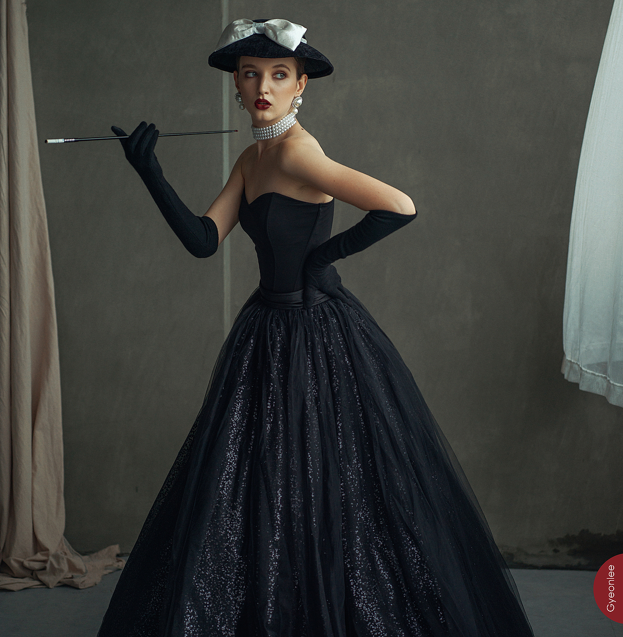 欧美复古黑色婚纱