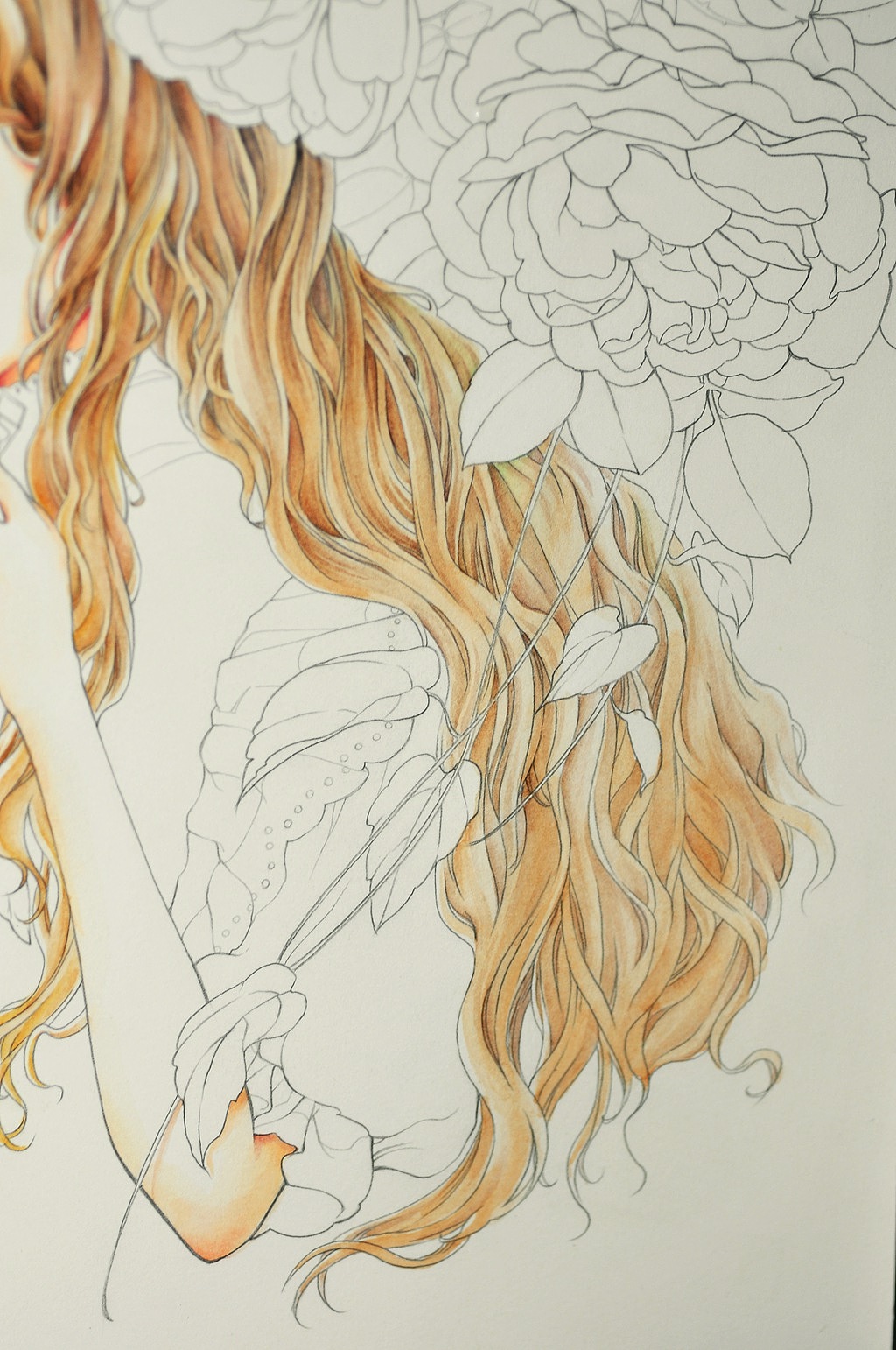 发尾刚才也提到过了,层次要弱化。怎么弱化呢?除了颜色上不要那么浓重,同时还要减少细节的刻画。分不清主次的画面,是不会给自己加分的。