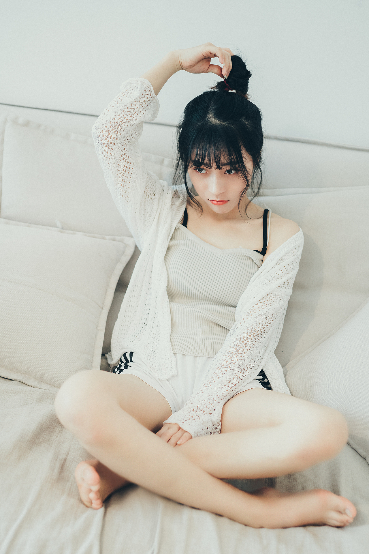 小思绪（图ZMjA0NzYyOTk2） - 人像摄影 - 站酷设计师白日梦大熊菌原创素材 - 站酷ZCOOL