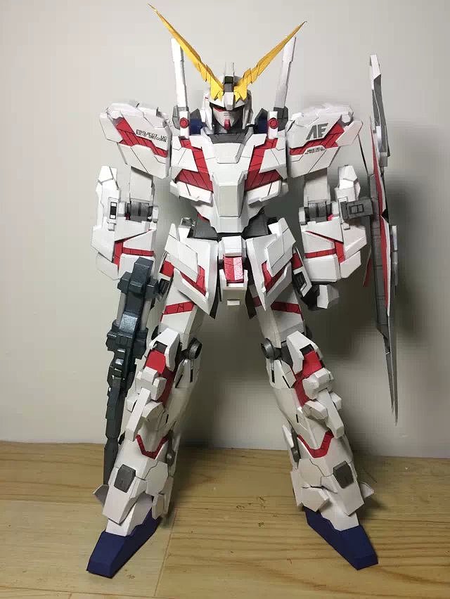 纸模高达独角兽rx0