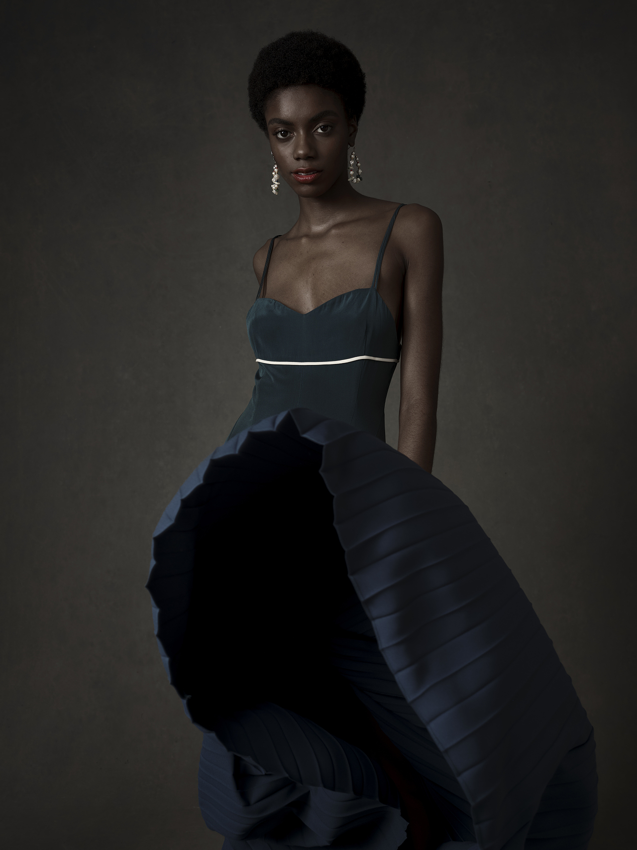 一像素人像修图-003（时尚服装片）（图ZMzA5MTkyMTA4） - 修图/后期 - 站酷设计师曼巴修图工作室原创素材 - 站酷ZCOOL