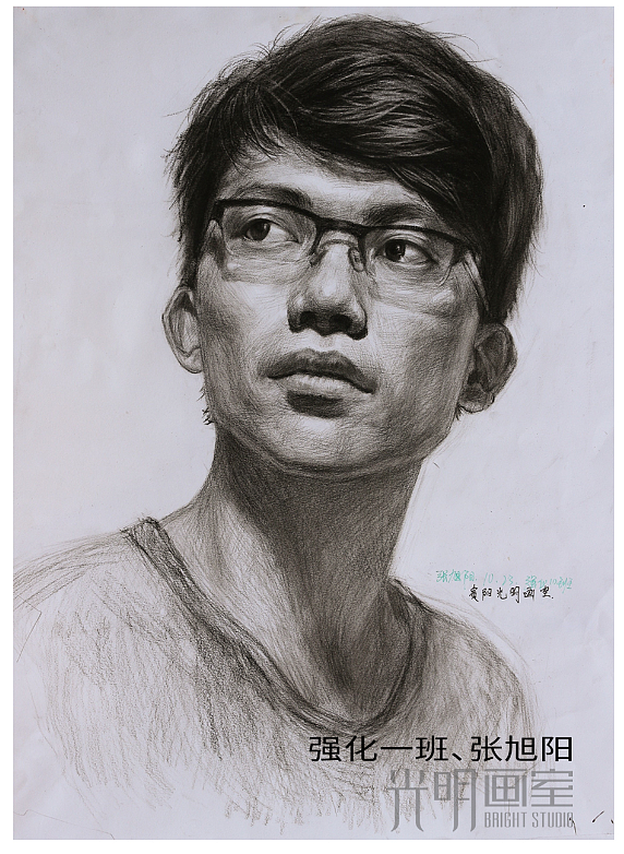 贵阳光明画室十月份学生课堂素描作品