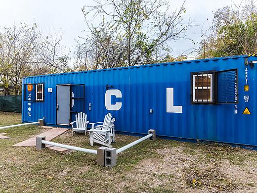 实现对理想生活的种种构想，一个海运集装箱就够了