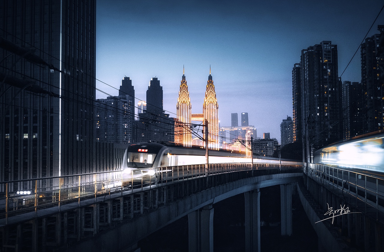 二次元壁海棠溪,好像从次元世界驶来的轻轨列车